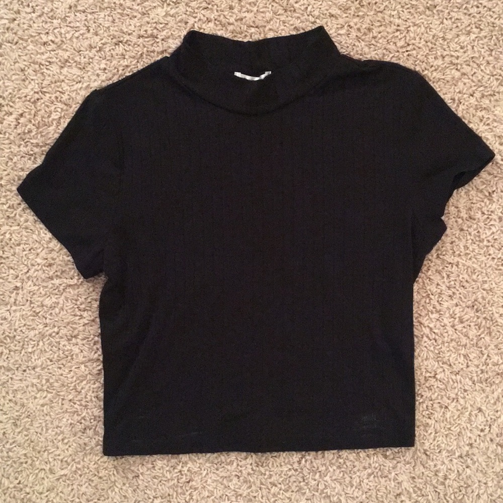 Black cropped turtleneck